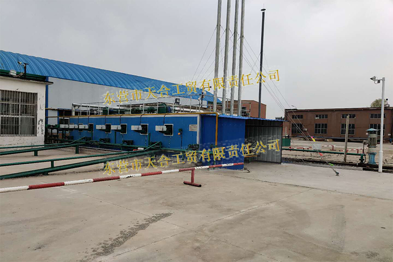 封閉加熱螺旋推進(jìn)式隔熱管、油管、鉆桿自動(dòng)清洗裝置